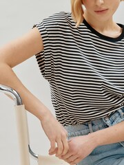 Albaray 100% Cotton Stripe Roll Sleeve Black T-Shirt - صورة 4 من 5
