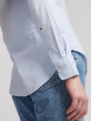 U.S. Polo Assn. Womens Classic Fit Stripe Oxford 100% Cotton Shirt - תמונה 5 מתוך 8