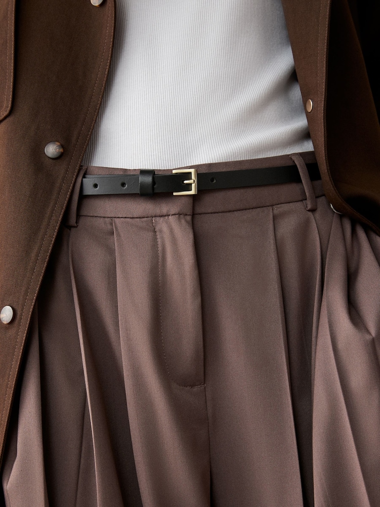 Black with Gold Skinny Leather Belt - Image 2 of 5 Black with Gold Skinny Leather Belt - Image 2 of 5
