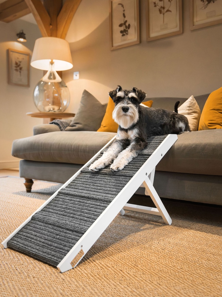 Lords and Labradors White Wooden Pet Ramp - Image 1 of 6