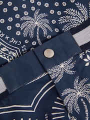 Reiss Bandana Baller Ché Printed Elasticated Waist Swim Shorts - Imagen 4 de 5