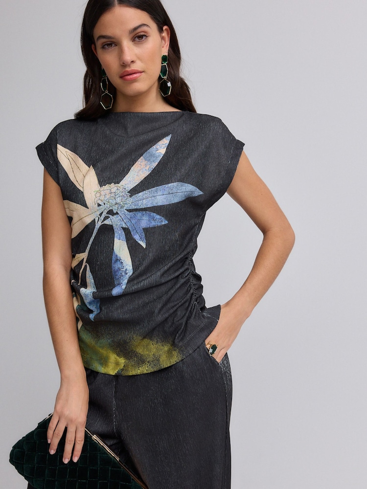 Navy Floral Print Textured Ruched Side Short Sleeve Top - Image 2 of 4