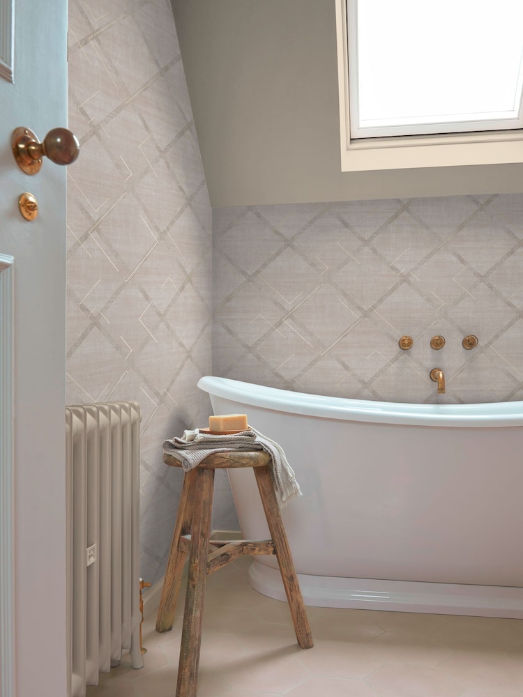 Graham & Brown Stone Lorenzo Geo 10M Wallpaper - Image 1 of 3