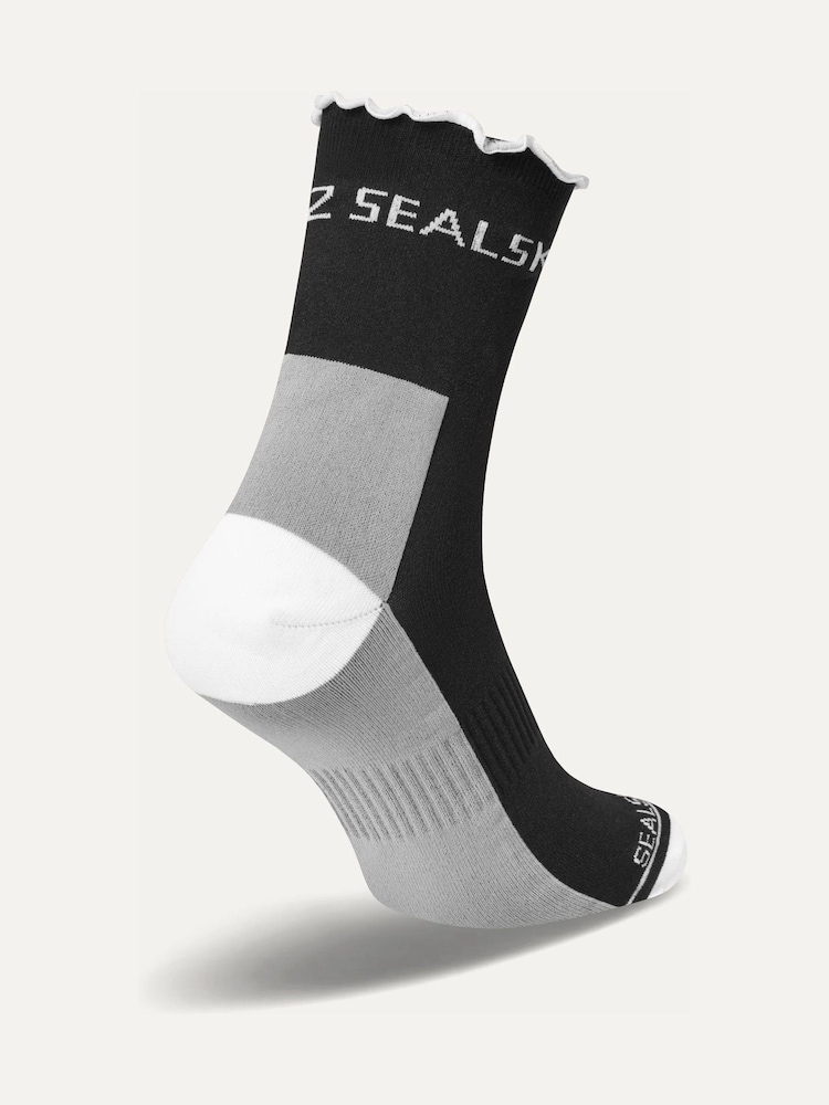 Sealskinz Black Tyby Ultra Light Crinkle Running Socks - Image 2 of 2