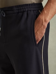 Reiss Roy Relaxed Contrast Pipe Detail Trousers - Image 3 of 5