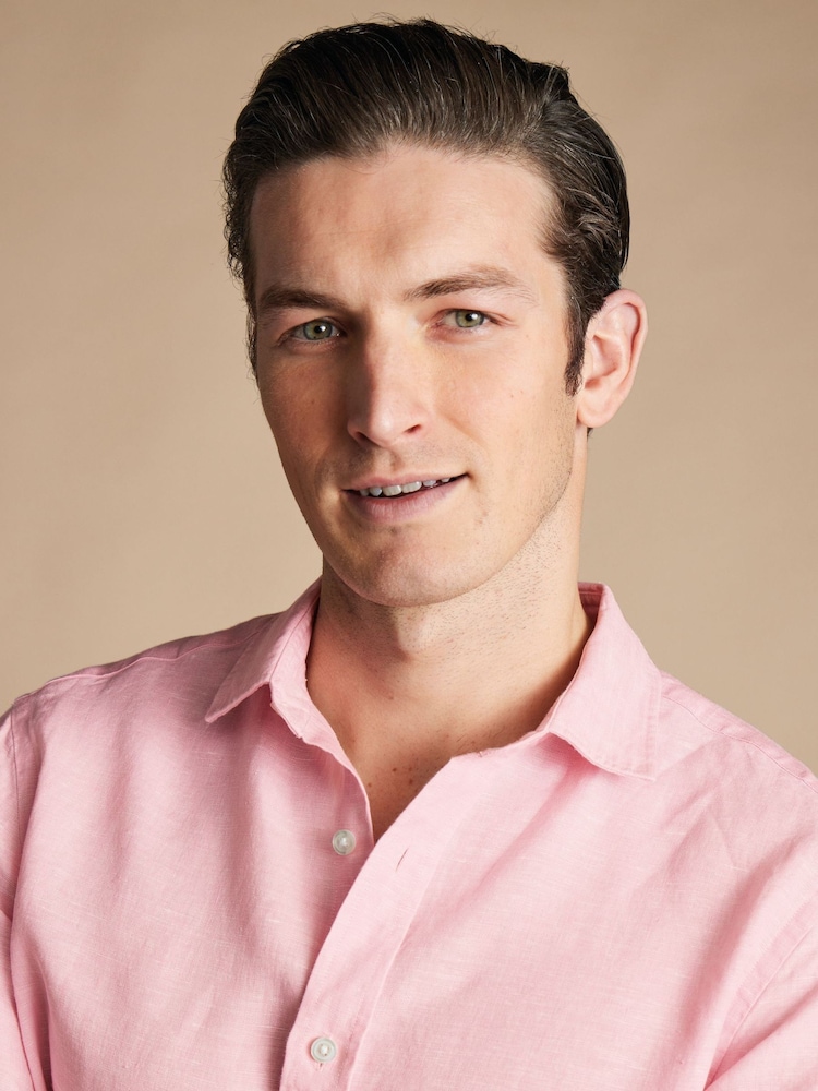 Charles Tyrwhitt Pink Classic Fit Plain Short Sleeve Pure 100% Linen Shirt - Image 2 of 5