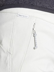 Craghoppers Grey Kiwi Pro Shorts - Image 5 of 6