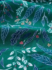 Seasalt Cornwall Green 100% Linen Peaceful Haven Culottes - Image 6 of 6