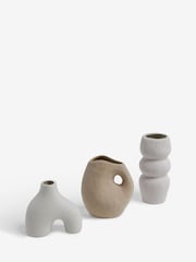 Set of 3 Mini Scandi Ceramic Vases - صورة 4 من 5