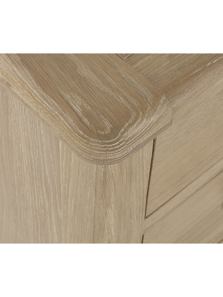 Julian Bowen Brown Memphis Limed 3 + 2 Drawer Chest - Image 7 of 7