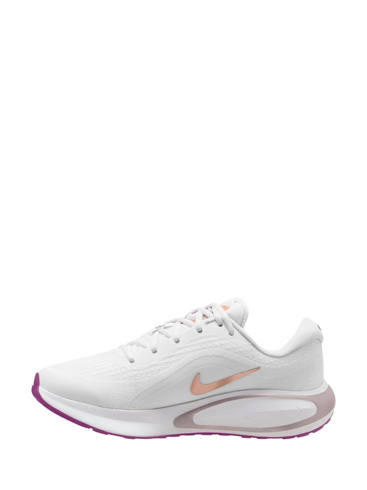 Nike White/ pink Journey Run Road Running Trainers - Image 2 of 4