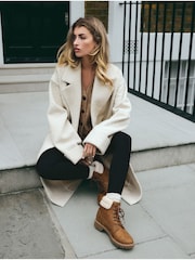 بني فاتح بني - بوت كاجوال بارتفاع الكاحل برباط من ‪Forever Comfort®‬ - صورة 4 من 11