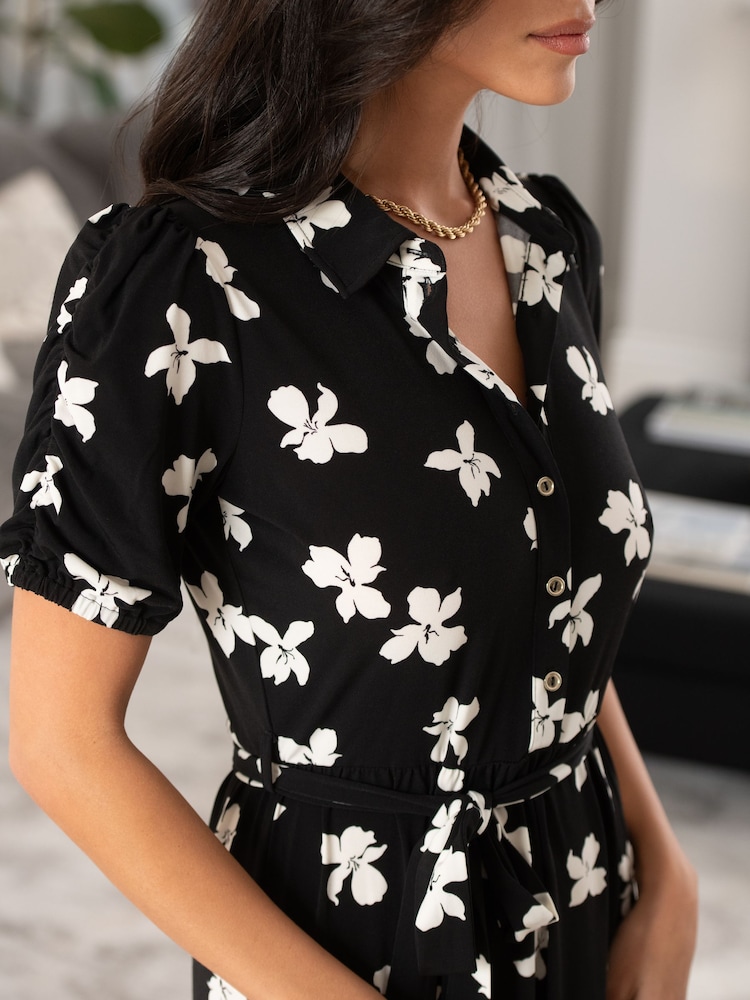 Schwarz/Weiß - Pour Moi Jodie Anschmiegsames, gestuftes Midi-Hemdkleid aus Jersey für die größere Brust - Bild 2 von 4