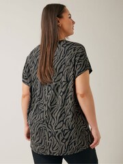 Evans Curve Black Animal Markings Blouse - Image 2 of 4