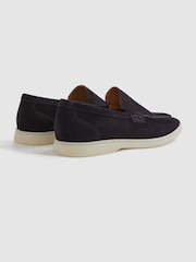 Mornarica - Reiss Kason Suede Slip-On Loafers - Slika 4 iz 5