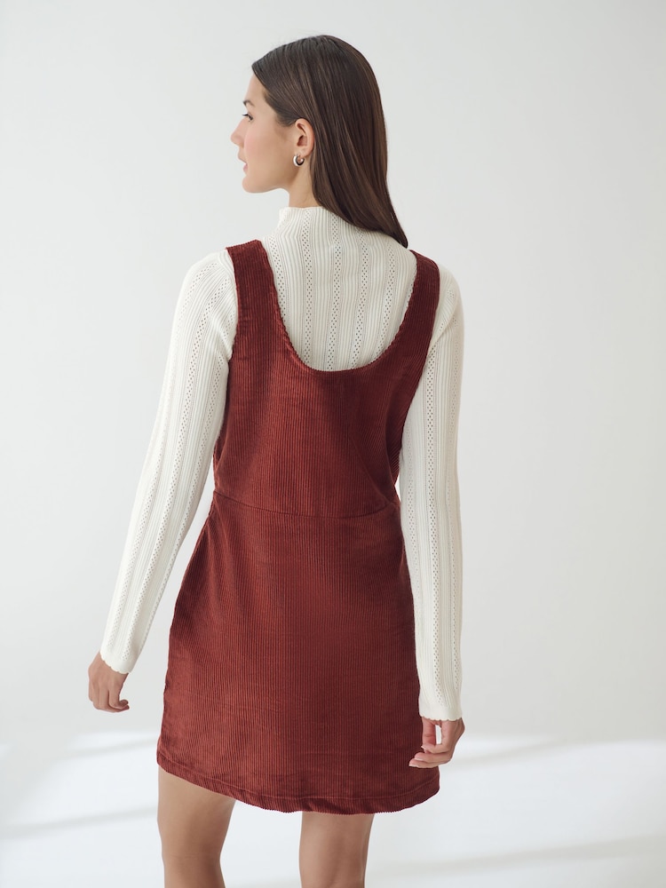 Rostbraun - Kurzes Strickpulloverkleid im Lagenlook aus 100 % Baumwoll-Cord - Bild 2 von 6