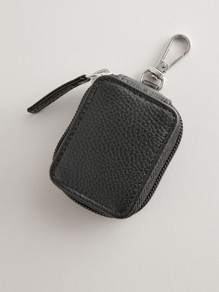 Black Leather Airpod Case - Image 5 of 5