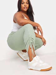 Yours Curve Green Crinkle Ruched Hem Cropped Trousers - Image 4 of 5