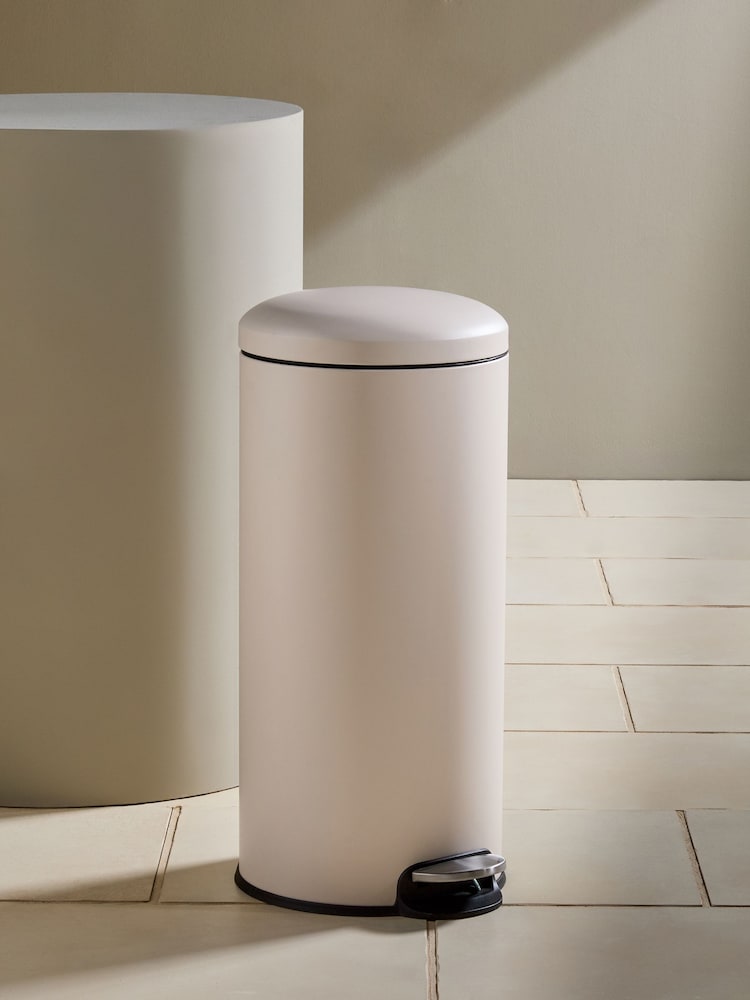 MADE.COM Cream 30 Litre Joss Bin - Image 2 of 5 MADE.COM Cream 30 Litre Joss Bin - Image 2 of 5