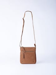 אפור כהה - Lakeland Leather תיק עם רצועה צולבת, דגם Harstone - תמונה 4 מתוך 6