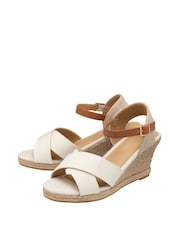 Dunlop White Wedges Open Toe Sandals - Image 2 of 4