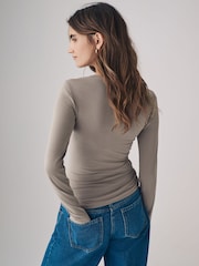 The Set Black/Brown/Nude/White 5 Pack Long Sleeve Crew Neck T-Shirts - Image 11 of 18