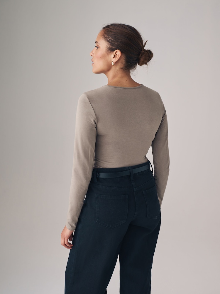 The Set Black/Brown/Nude/White 5 Pack Long Sleeve Crew Neck T-Shirts - Image 5 of 18
