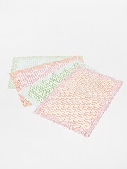Oliver Bonas Pink Lumu Block Printed Wavy 100% Cotton Placemats Set Of 4 - Image 2 of 4