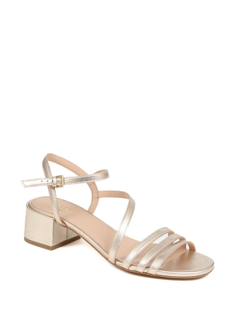 Gold - Jones Bootmaker Ginette2 Heeled Leather Sandals - Bild 5 von 5 Gold - Jones Bootmaker Ginette2 Heeled Leather Sandals - Bild 5 von 5