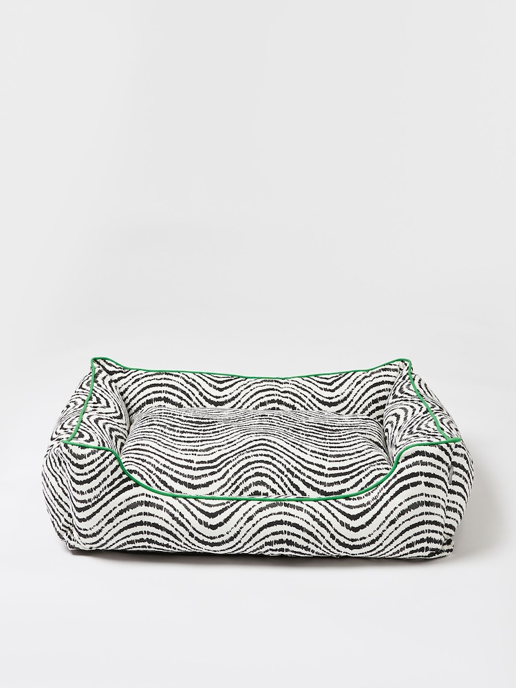 Oliver Bonas Black/White Wavy Pet Large Bed - Image 2 of 4