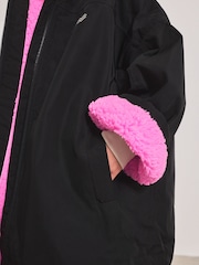 Black Waterproof Changing Robe (3-16yrs) - Image 6 of 11
