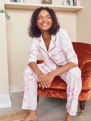 طقم بيجاما بأزرار بالكامل من Laura Ashley - صورة 4 من 11
