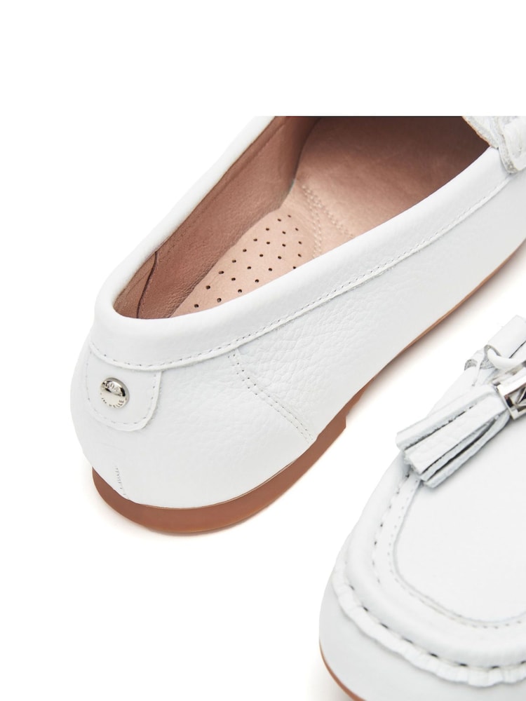Moda In Pelle Famina Square Toe Bow Tassel Trim Leather Loafers - Image 4 of 4