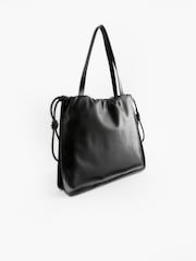 Black Chain Detailed Shoulder Bag - Image 4 of 6