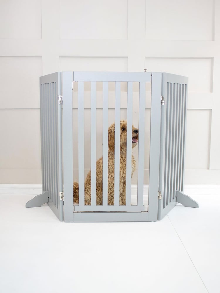 Lords and Labradors Grey Wooden Dog Gate - Image 2 of 4
