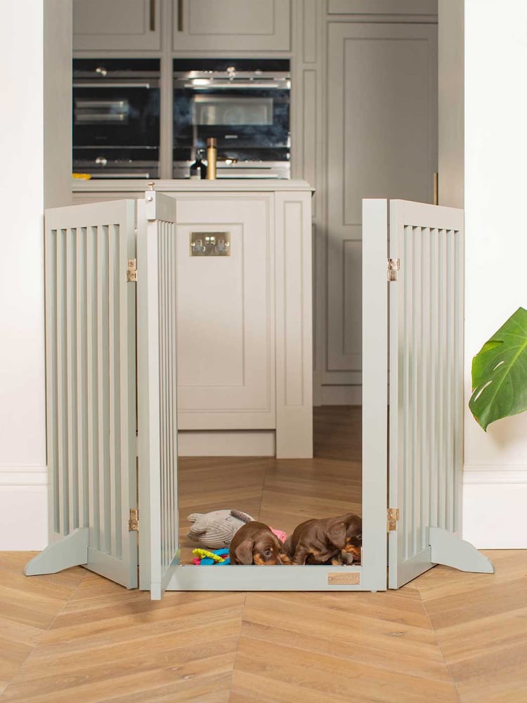 Lords and Labradors Grey Wooden Dog Gate - Image 4 of 4