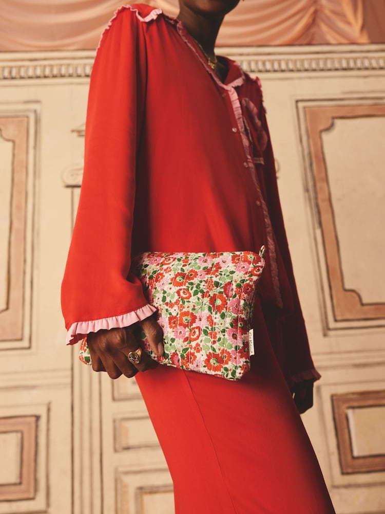 Cath Kidston Red Ditsy 100% Cotton Purse - Image 2 of 4 Cath Kidston Red Ditsy 100% Cotton Purse - Image 2 of 4