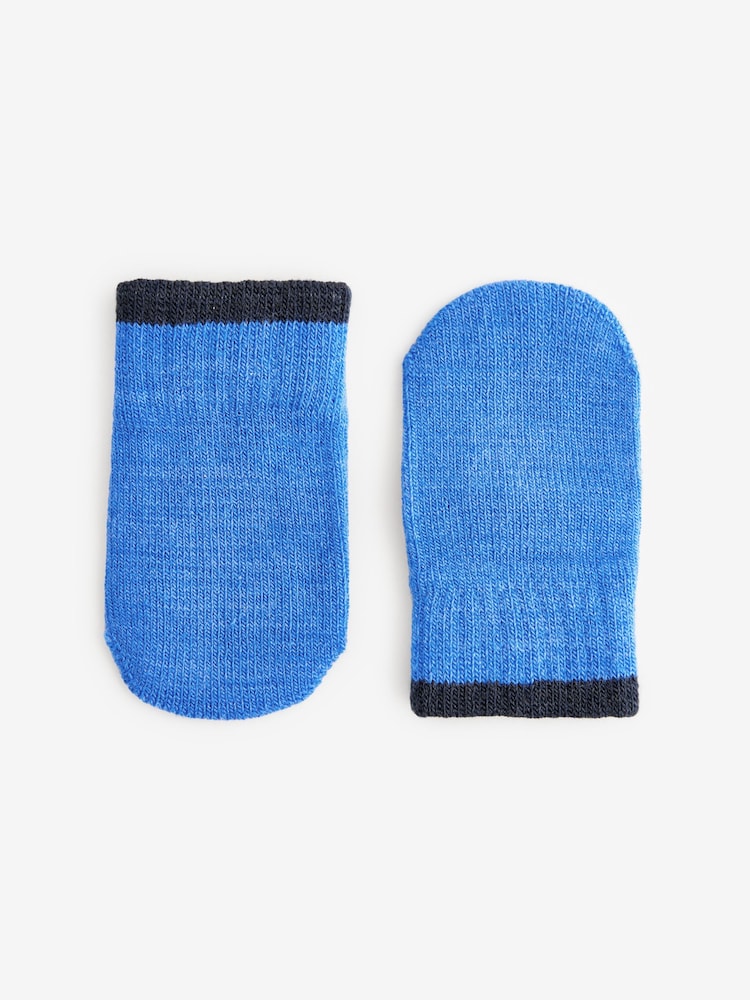 Red & Blue 3 Pair Magic Mittens Set (3mths-6yrs) - Image 4 of 4 Red & Blue 3 Pair Magic Mittens Set (3mths-6yrs) - Image 4 of 4