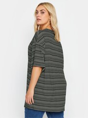 Yours Curve Black Oversized Boxy T-Shirt - Image 3 of 4