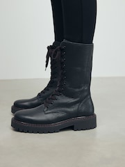 Czarna skóra - Premium Chunky Lace-Up Ankle Boots - Image 1 of 11
