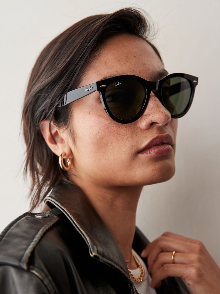 Ray Ban Wayfarer Way Rb2241 Oval Black Sunglasses - Image 1 of 8