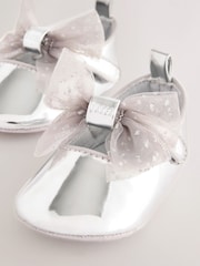 Silber - Baker by Ted Baker – Babyschuhe für Mädchen mit Zierschleife - Bild 2 von 5