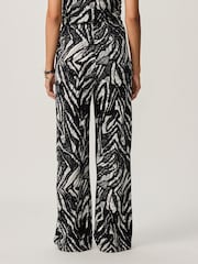 Black/White Print Textured Wide Leg Jersey Trousers - Image 4 of 7
