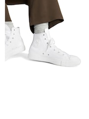 Converse White Chuck Taylor Leather Hightop Trainers - Image 11 of 11