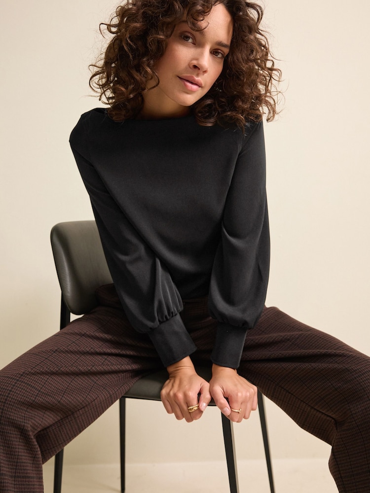 أسود - Long Sleeve Gathered Sides Blouse - صورة 1 من 7