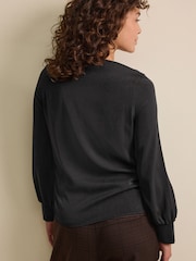 أسود - Long Sleeve Gathered Sides Blouse - صورة 3 من 7