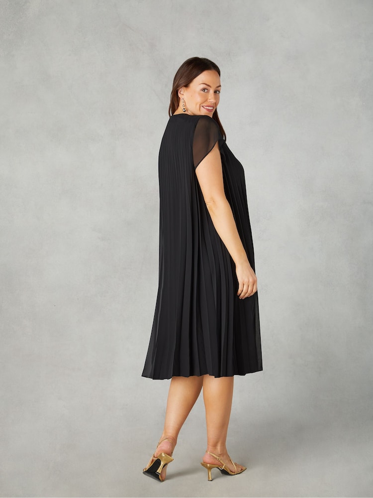 Live Unlimited Black Curve Petite Chiffon Pleated Midi Dress - Image 2 of 3