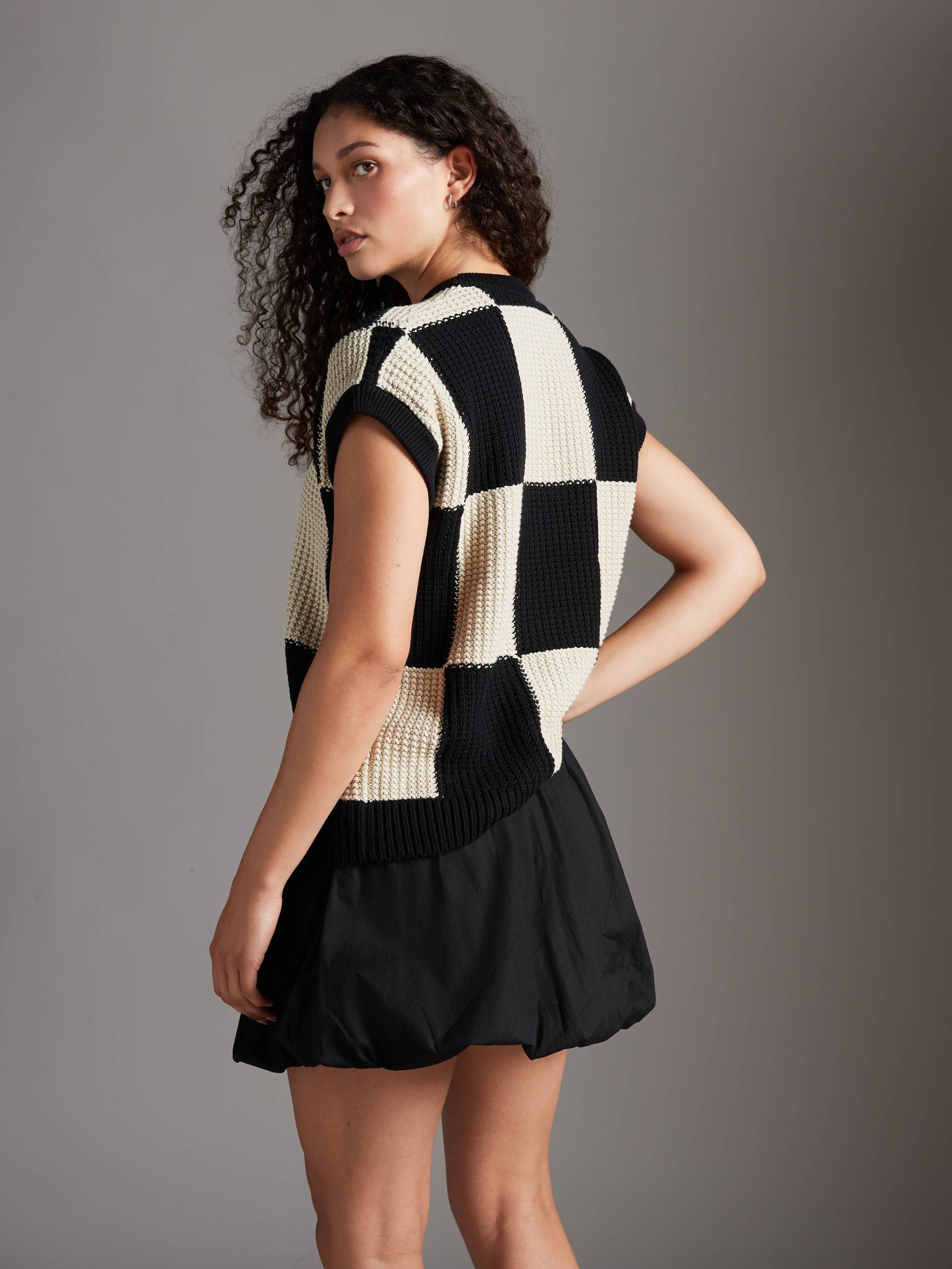 人気が高い  Fred Buy Perry USA Next from Jumper Tank Chequerboard Textured トップス