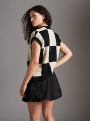 Fred Perry Textured Chequerboard Tank Jumper - Image 2 of 6