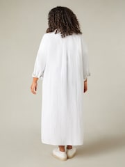 Live Unlimited White Curve 100% Cotton Textured Maxi Shirt - Image 5 of 6